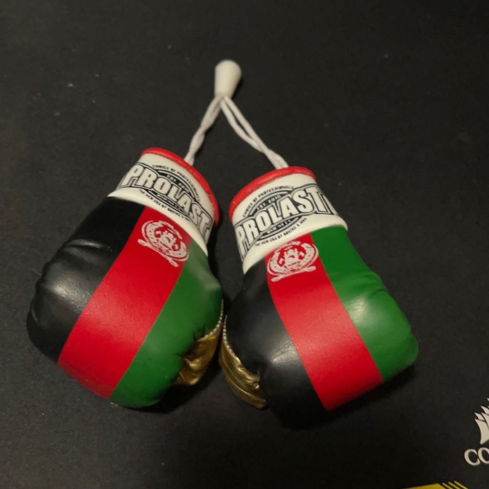 Afghan mini gloves